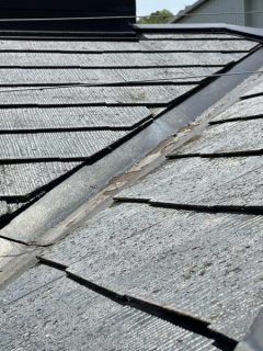 屋根塗装の現場調査。塗装工事の中で最も難関な屋根塗装。塗り替え時期のサインを教えます！